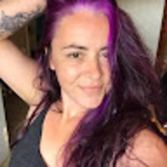 Meet your Posher, Emily - Picture 1 of 1